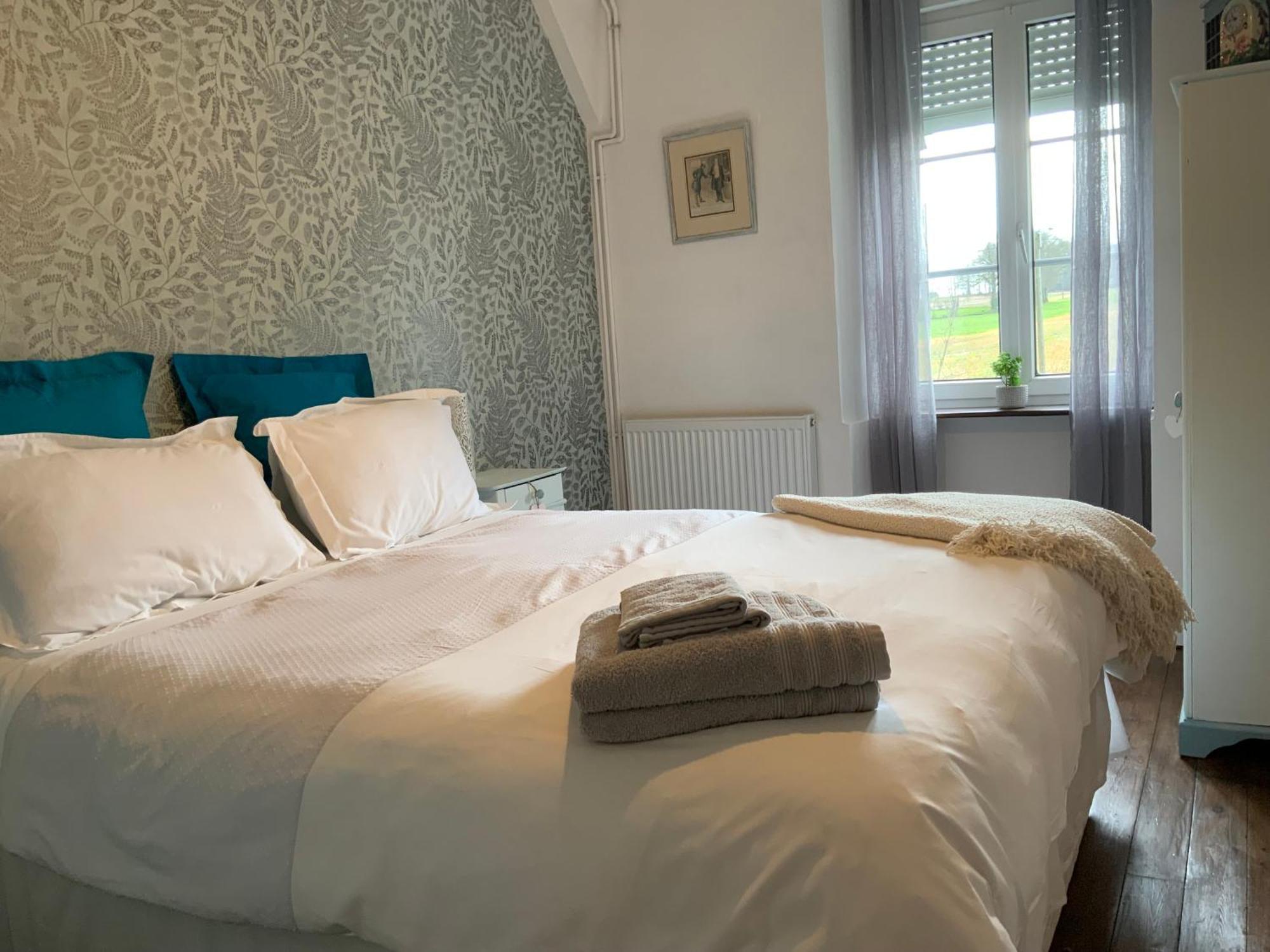 Welcoming And Peaceful Bed And Breakfast Fougerolles-du-Plessis Ngoại thất bức ảnh
